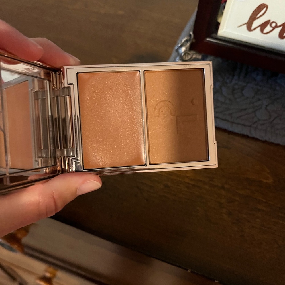 Patrick Ta Double Take crème and powder blush - She’s So LA - Picture 5 of 8